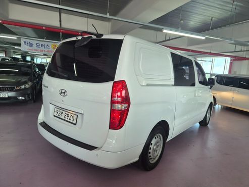 Hyundai Starex 5-Seater VAN Smart Stardard — пробег 127 249 км — фото 2 из 5