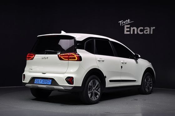 Kia Niro Air — пробег 57 438 км — фото 2 из 5
