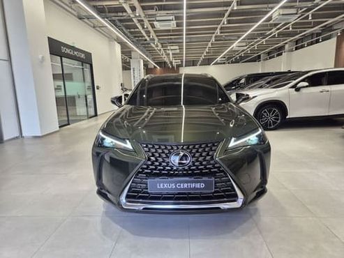 Lexus UX 2.0 2WD — пробег 5 017 км — фото 3 из 5