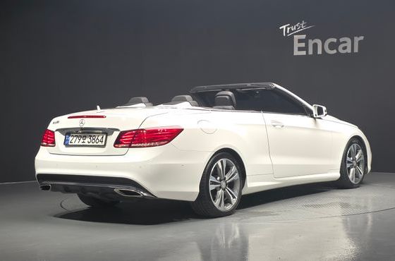 Mercedes-Benz E-Class E200 Cabriolet — пробег 125 016 км — фото 2 из 5