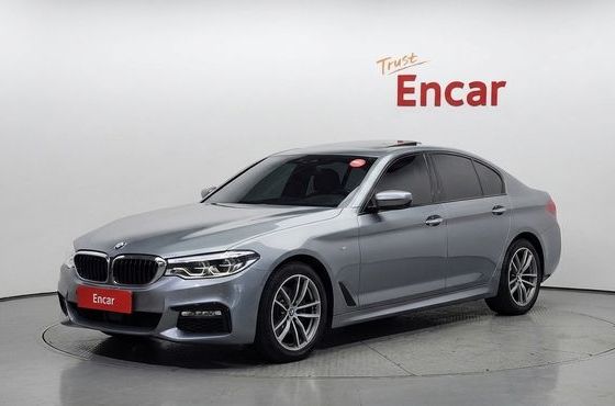 BMW 5-Series 520d xDrive M Sport Package Plus — пробег 137 069 км — фото 1 из 5