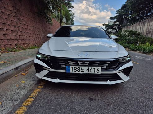 Hyundai AVANTE Inspiration — пробег 12 000 км — фото 3 из 5