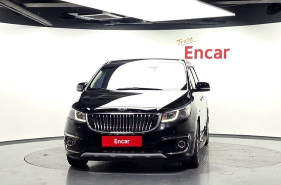 Kia Carnival 9-seater Luxury — пробег 165 711 км — фото 3 из 5