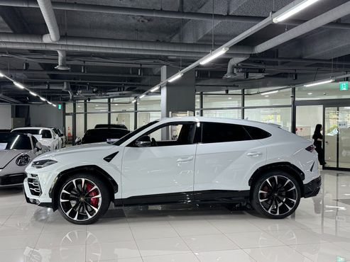 Lamborghini Urus 4.0 V8 — пробег 54 000 км — фото 2 из 5