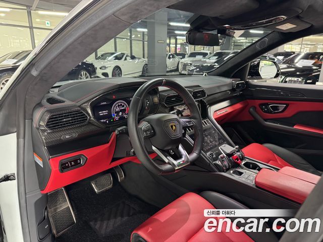 Lamborghini Urus 4.0 V8 — пробег 54 000 км — фото 5 из 5