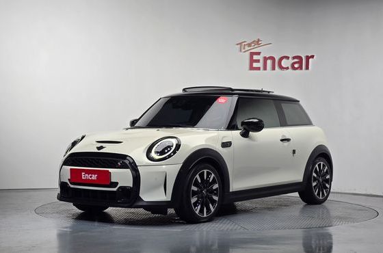 Mini Cooper Classic Third Generation — пробег 78 477 км — фото 1 из 5