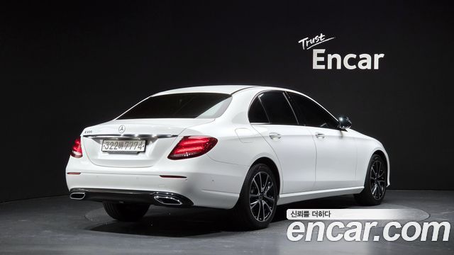 Mercedes-Benz E-Class из Кореи Encar