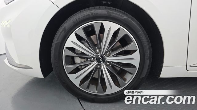 Kia K8 из Кореи Encar