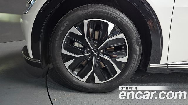 Kia EV6 из Кореи Encar