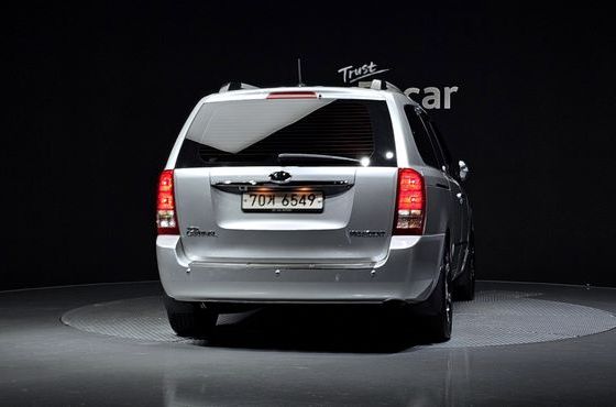 Kia Carnival Grand Carnival Gasoline President — пробег 137 391 км — фото 4 из 5