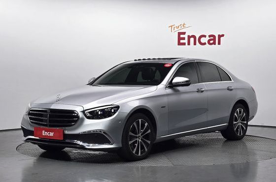 Mercedes-Benz E-Class E300e 4MATIC Exclusive — пробег 42 997 км — фото 1 из 5