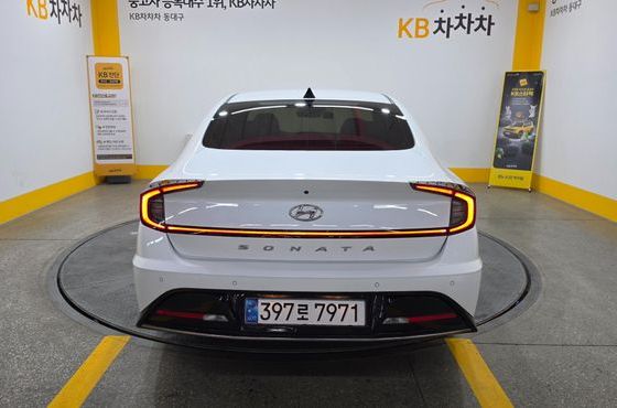 Hyundai Sonata 2.0 Premium Plus — пробег 25 158 км — фото 4 из 5