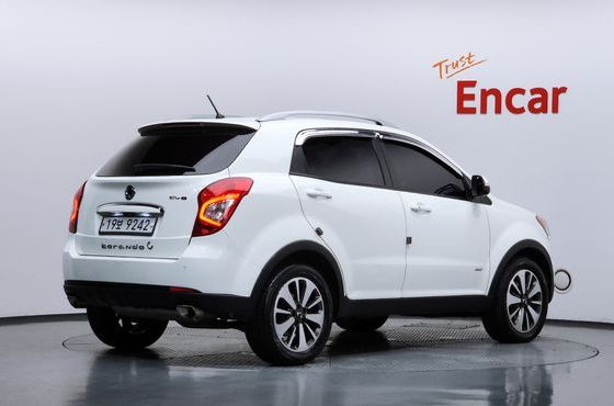 Ssangyong KORANDO 2.0 Adventure 60th Edition 4WD — пробег 183 386 км — фото 2 из 5