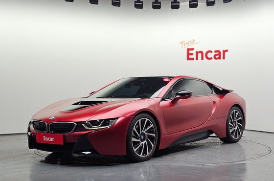 BMW i8 Coupe — пробег 29 926 км — фото 1 из 5