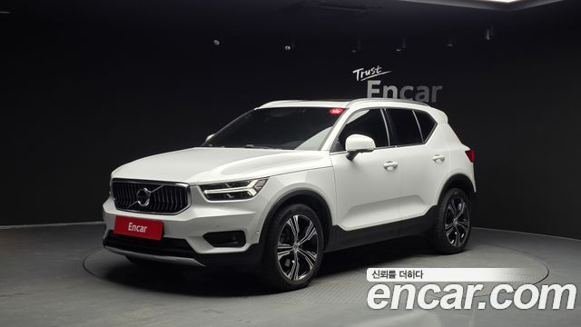 Volvo XC40 B4 Inscription — пробег 108 318 км — фото 1 из 5