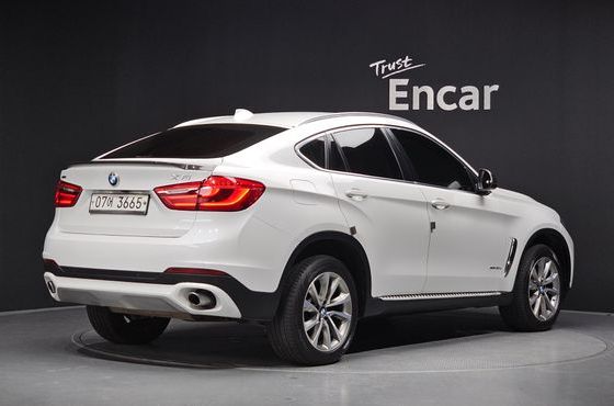 BMW X6 xDrive 30d — пробег 145 382 км — фото 2 из 5
