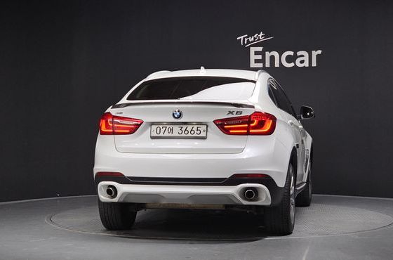 BMW X6 xDrive 30d — пробег 145 382 км — фото 4 из 5