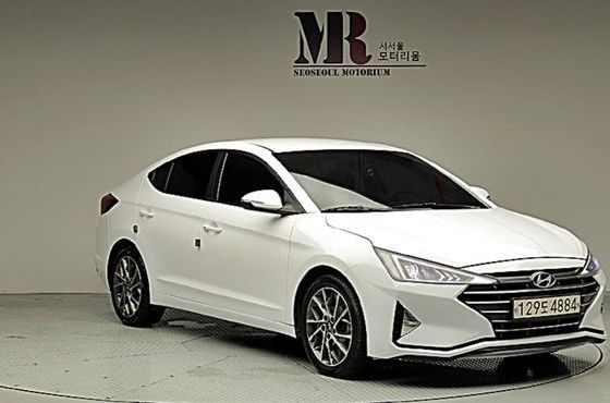 Hyundai AVANTE 1.6 Smart Choice — пробег 141 500 км — фото 2 из 5