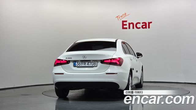 Mercedes-Benz A-Class из Кореи Encar