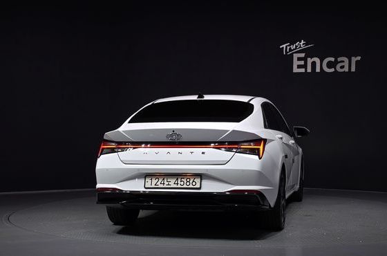 Hyundai AVANTE Inspiration — пробег 149 605 км — фото 4 из 5