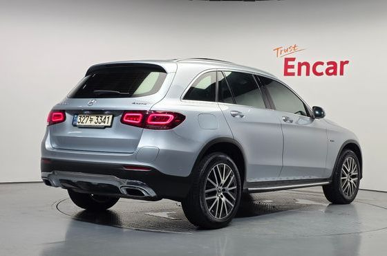 Mercedes-Benz GLC-Class GLC300e 4MATIC — пробег 49 293 км — фото 2 из 5