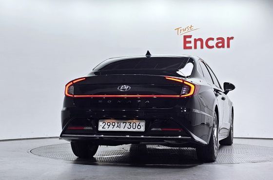 Hyundai Sonata 2.0 Premium Plus — пробег 47 600 км — фото 4 из 5
