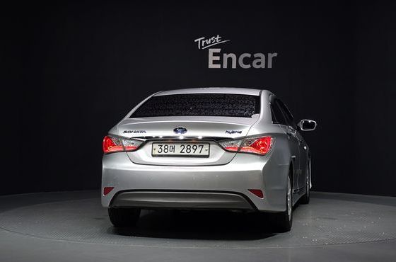 Hyundai Sonata 2.0 Premier — пробег 172 108 км — фото 4 из 5