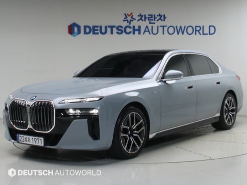 BMW 7-Series 740i xDrive M Sport — пробег 21 677 км — фото 2 из 5