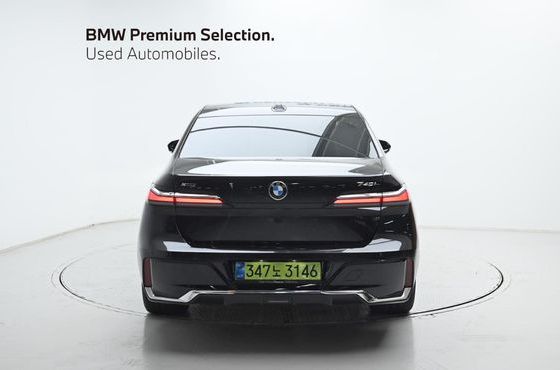 BMW 7-Series 740i xDrive M Sport — пробег 11 762 км — фото 4 из 5