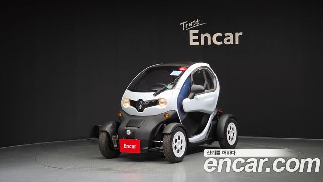 Renault (Samsung) Twizy Life(2-Seater) — пробег 48 км — фото 1 из 5
