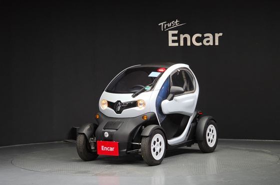Renault (Samsung) Twizy Life(2-Seater) — пробег 48 км — фото 1 из 5