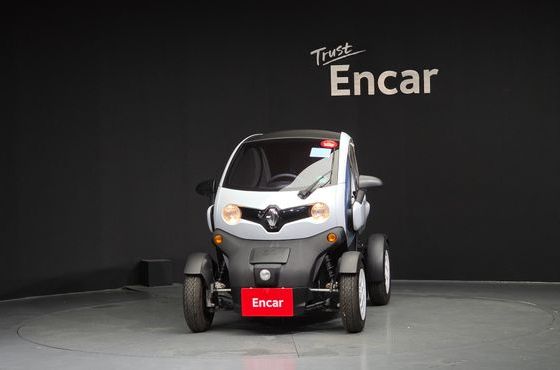 Renault (Samsung) Twizy Life(2-Seater) — пробег 48 км — фото 3 из 5