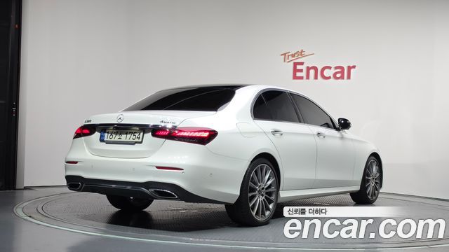 Mercedes-Benz E-Class из Кореи Encar