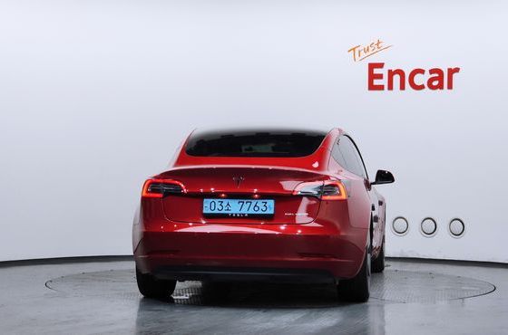 Tesla Model 3 Long Range AWD — пробег 103 872 км — фото 4 из 5
