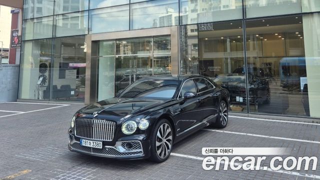 Bentley Flying Spur 4.0 Azure — пробег 55 200 км — фото 2 из 5