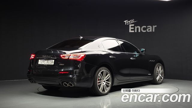Maserati Ghibli из Кореи Encar