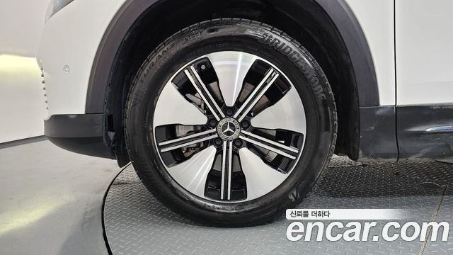 Mercedes-Benz EQB из Кореи Encar