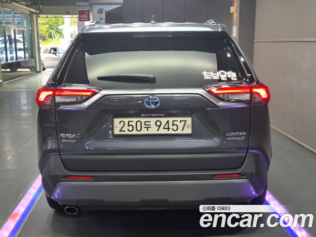 Toyota RAV4 2.5 4WD Hybrid — пробег 89 175 км — фото 5 из 5