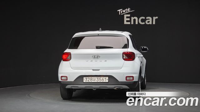 Hyundai Venue из Кореи Encar