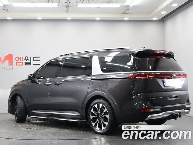 Kia Carnival из Кореи Encar