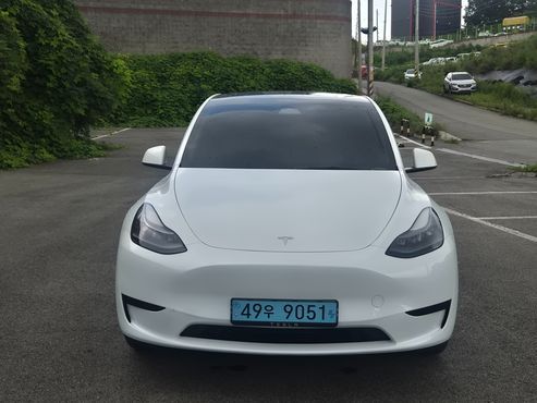 Tesla Model Y RWD — пробег 61 289 км — фото 3 из 5