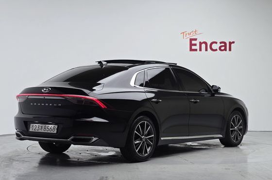 Hyundai Grandeur 2.5 Exclusice — пробег 47 247 км — фото 2 из 5