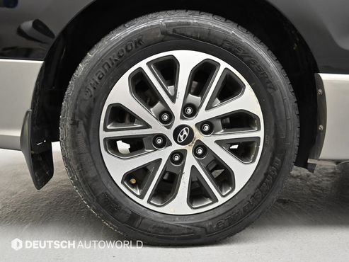 Hyundai Starex Urban 9-Seater Exclusive — пробег 120 722 км — фото 5 из 5