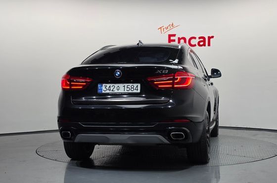 BMW X6 xDrive 30d — пробег 70 221 км — фото 4 из 5