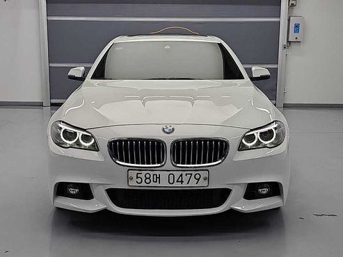 BMW 5-Series 528i xDrive M Aero Dynamic — пробег 125 721 км — фото 3 из 5