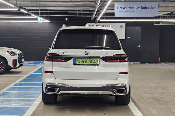 BMW X7 xDrive 40i M Sport 6STR — пробег 6 561 км — фото 4 из 5