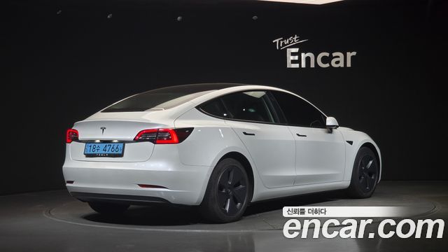 Tesla Model 3 RWD — пробег 52 166 км — фото 2 из 5