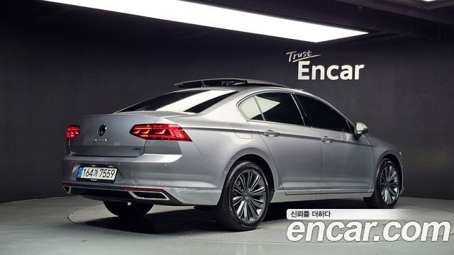 Volkswagen Passat из Кореи Encar