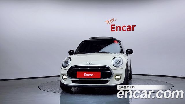 Mini Cooper Mid 3rd — пробег 69 949 км — фото 3 из 5