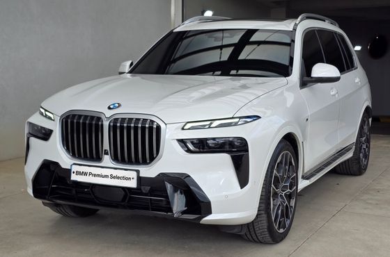 BMW X7 xDrive 40i M Sport 6STR — пробег 24 000 км — фото 1 из 5